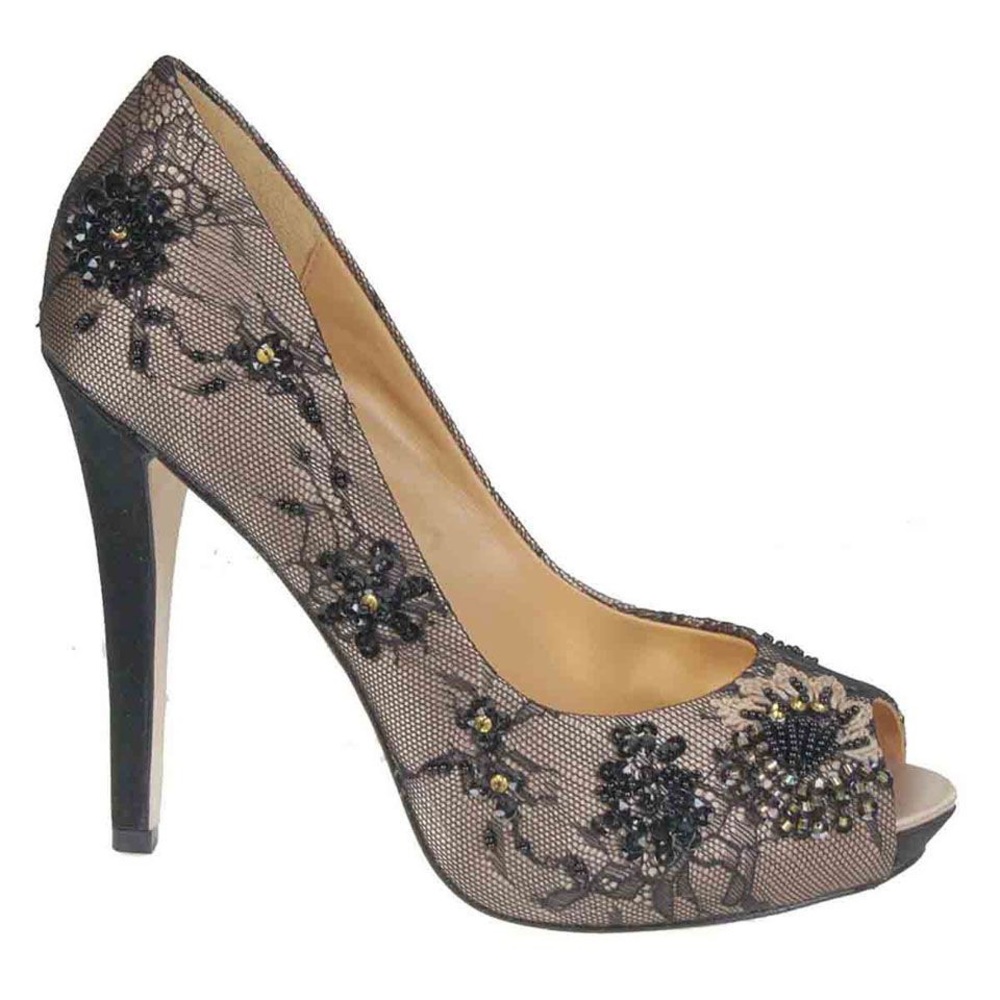 Badgley Mischka 'Stella' Pump
